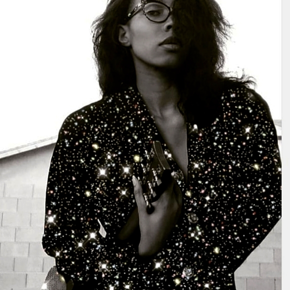 Meet your Posher, Abriana - Picture 1 of 1